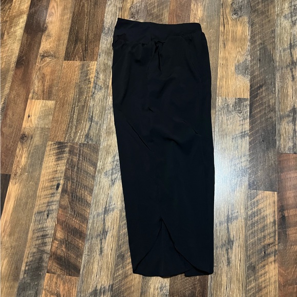 Breezeful™ High Waisted Crossover Side Pocket Split Quick Dry Capri Resort Pants - Picture 11 of 14